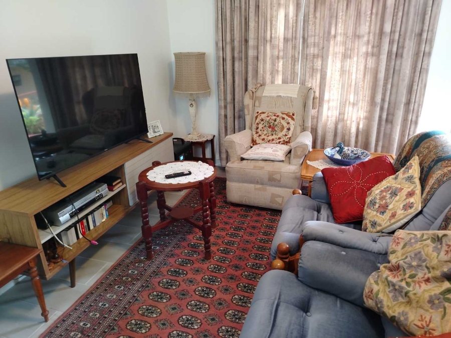 3 Bedroom Property for Sale in Stilbaai Western Cape